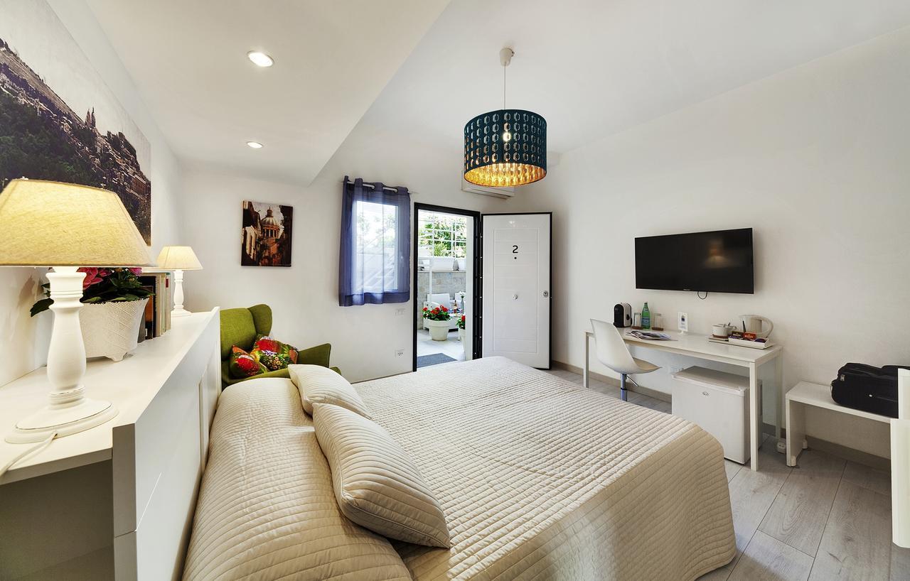 Siciliacasevacanze - Marina Domus Rooms Marina di Ragusa Luaran gambar